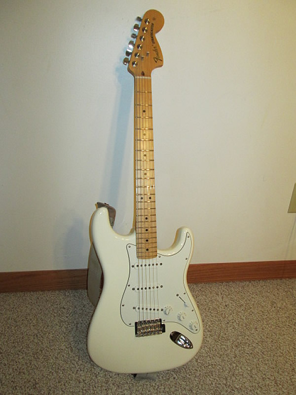 olympic white pickguard